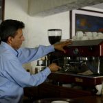 El barista es un profesional del cafe especial