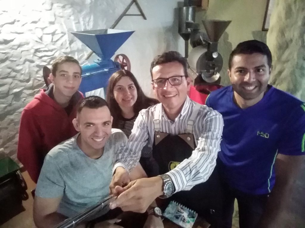 Entre los lugares para visitar en Táchira está Caroai Café donde puedes recibir una charla de degustación de café para tiu y tus amigos.