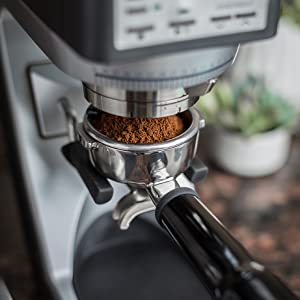 El molino de café ideal para hogar o negocio. En la imagen el Baratza Sette 270