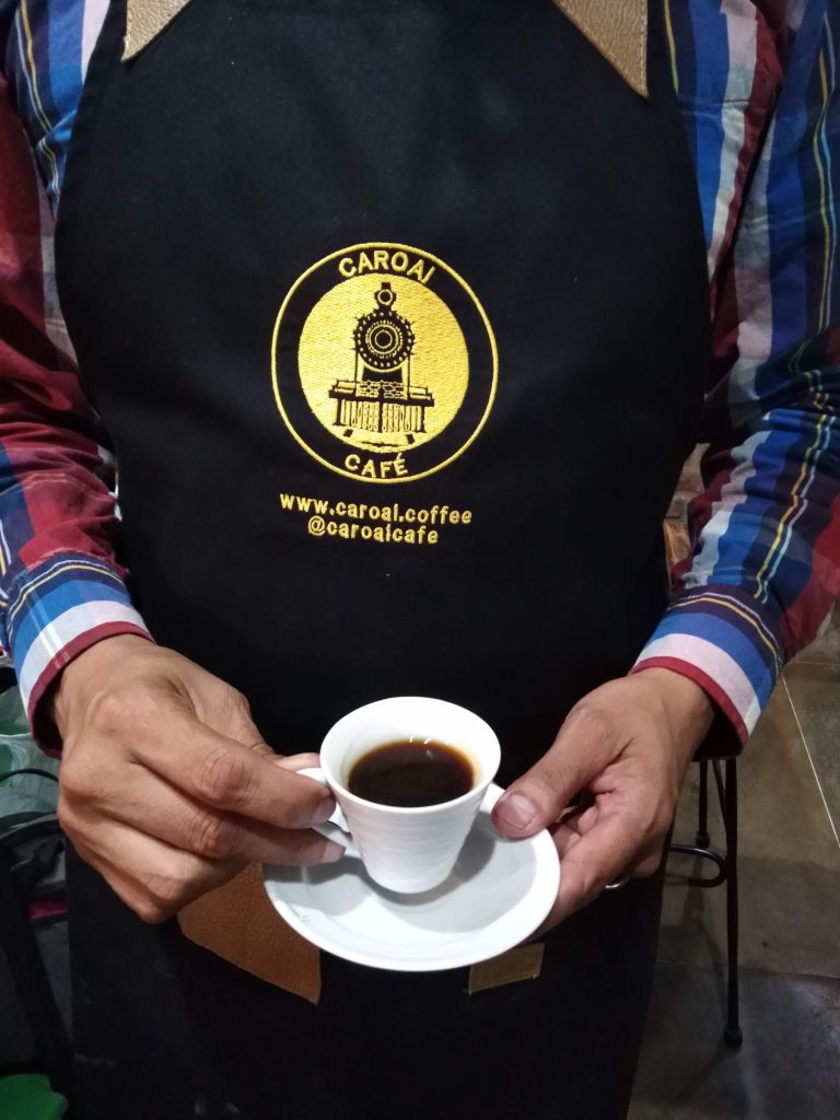 Café negro siempre es un buen acompañante - café versus covid 19